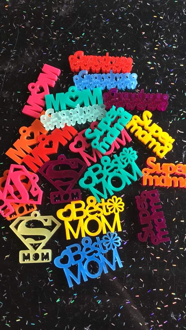 Supermom mother's day charms / 10 Pieces, 20-35mm