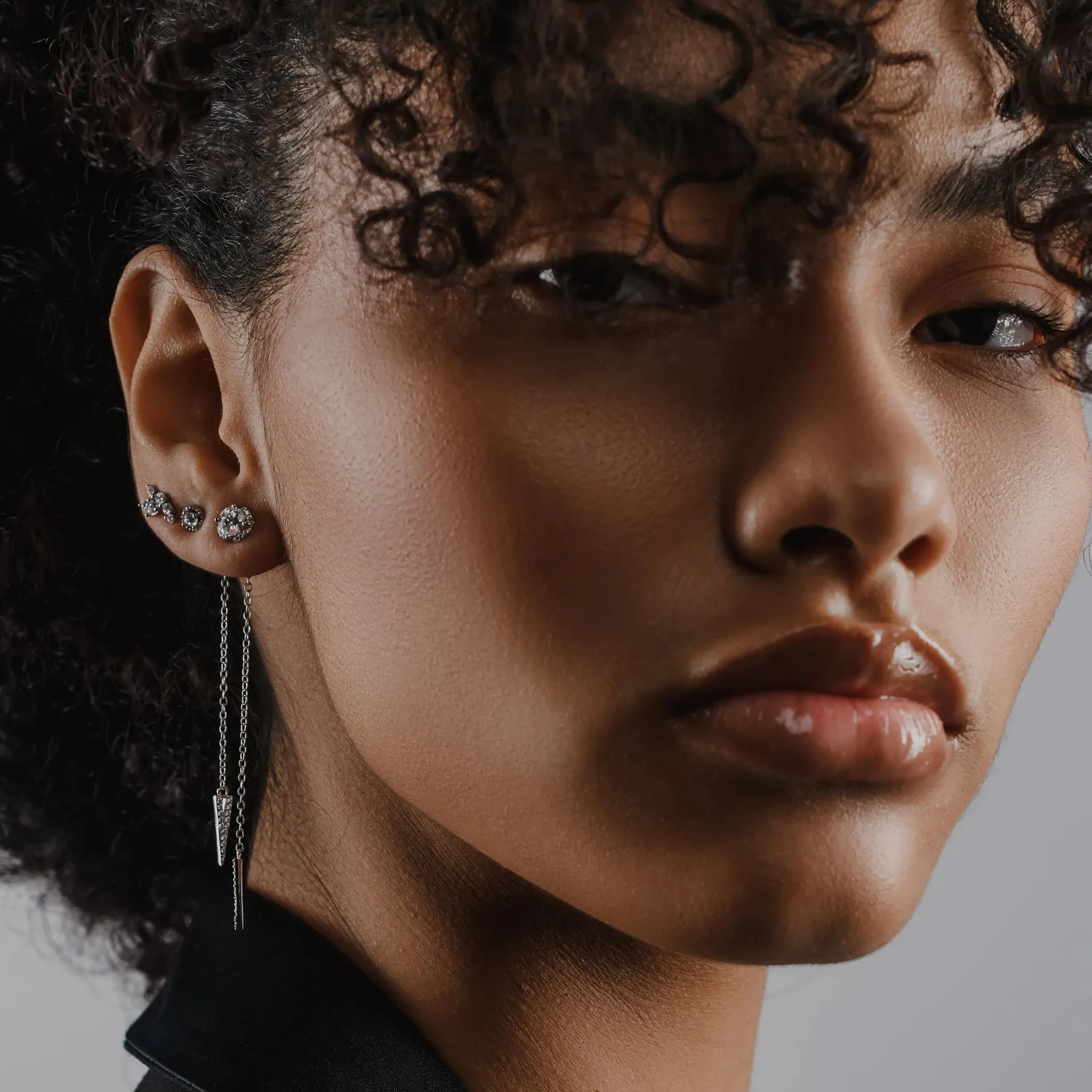 THE ARROW EARRING CHAIN