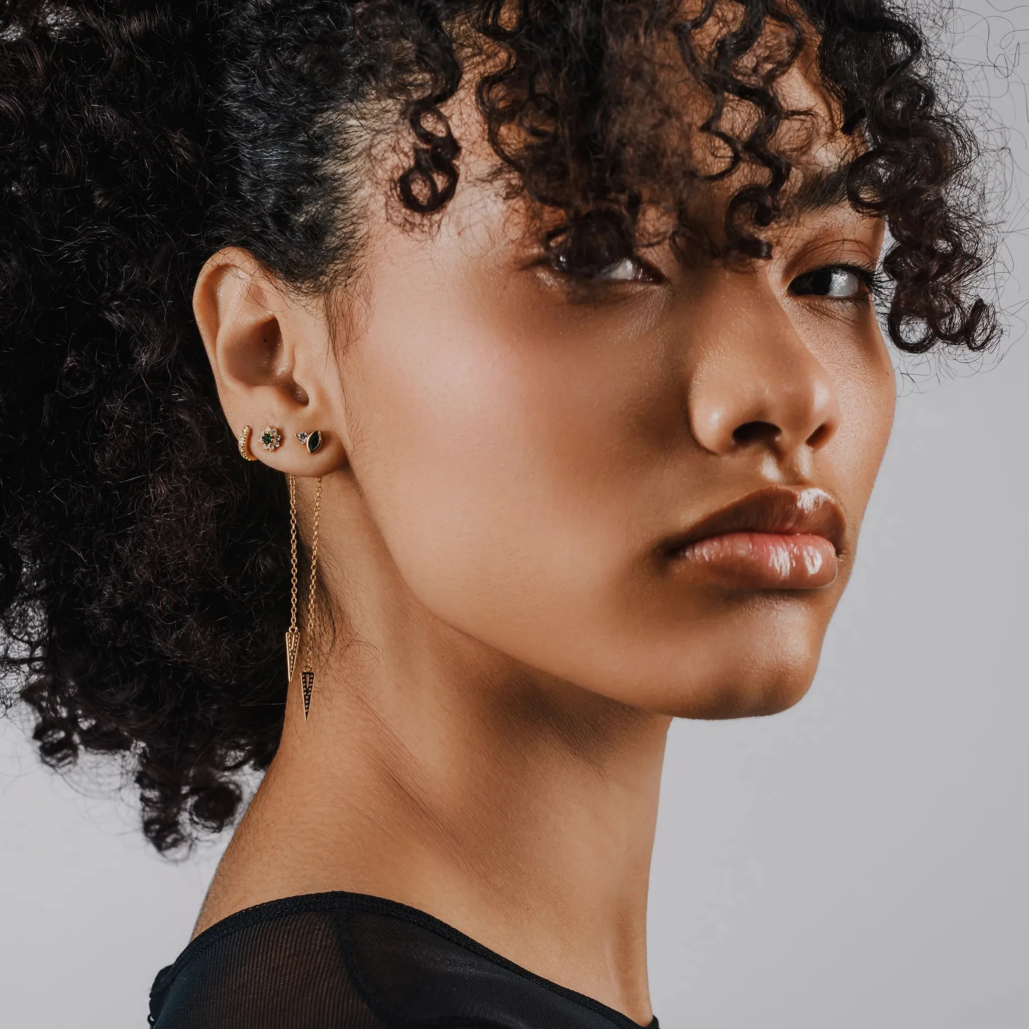 THE ARROW EARRING CHAIN