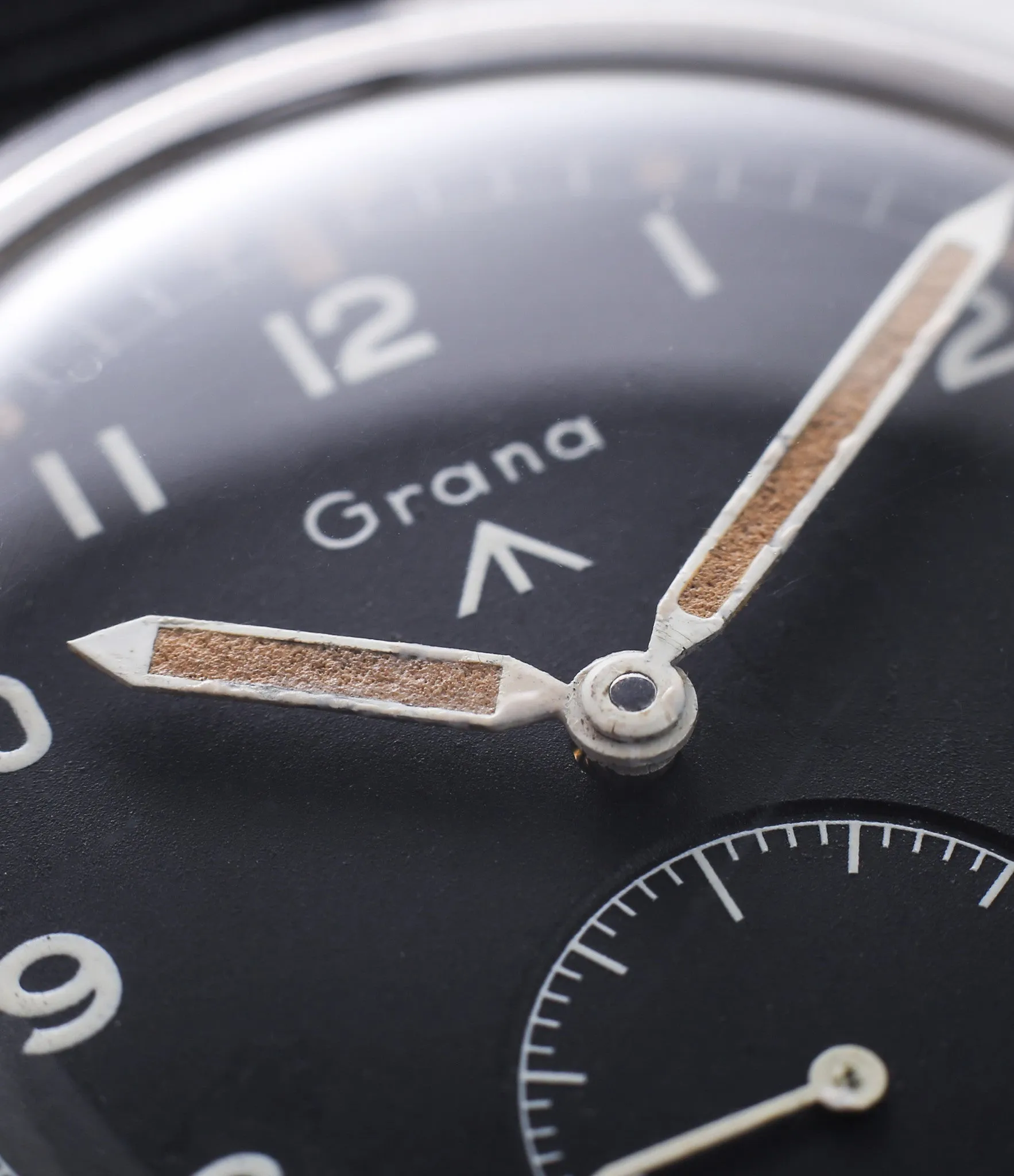 W.W.W. British Dirty Dozen Military Watch | M18565 | Steel